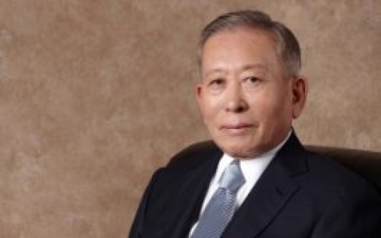 Shinsegae Group honorary chairman gets Columbia University award