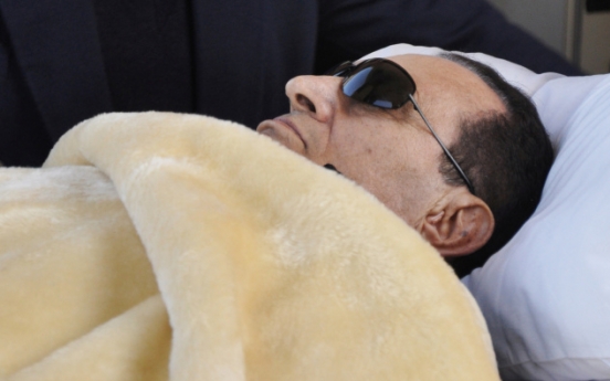 Mubarak’s health worsens amid Egypt’s political crisis