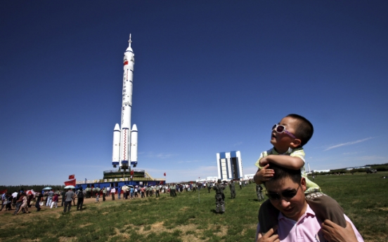 China plans manned space launch this month