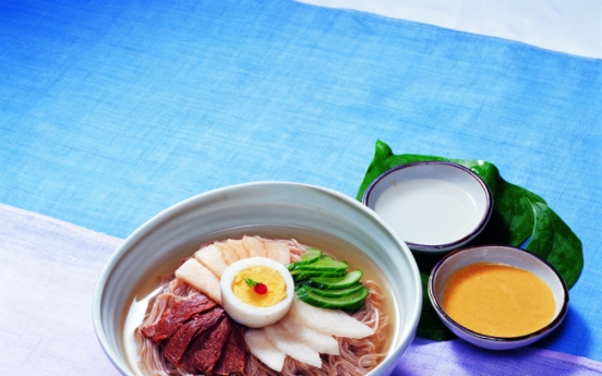 Mul-naengmyeon (buckwheat noodles in chilled broth)