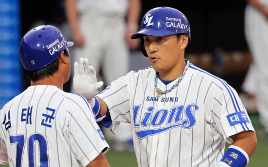 Lee Seung-yeop aims to join the 500-home run club