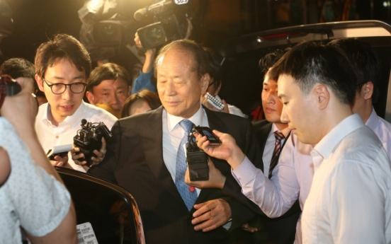 Lee's elder brother undergoes 16-hour interrogation