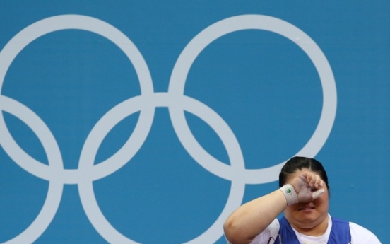Weightlifter Jang finishes fourth in third Olympics