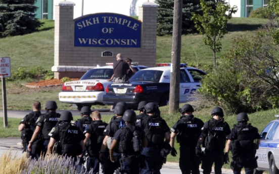 7 dead in Wisconsin Sikh temple shooting