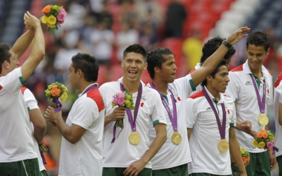 Mexico upsets Brazil to win 1st gold in football