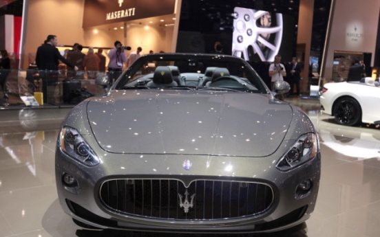 Thieves speed off in running Maserati