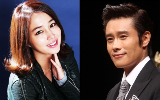 Top actors say they are dating