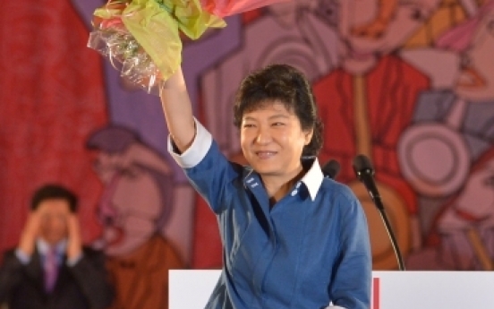 Now Saenuri nominee, Park pledges integration