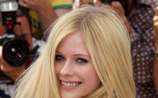 Avril Lavigne to marry Nickelback frontman