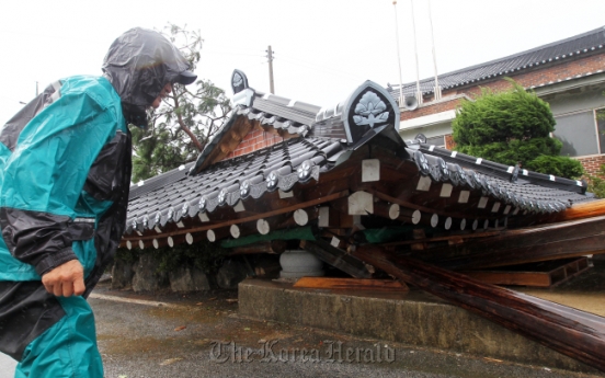 Typhoon Bolaven leaves property damages across nation