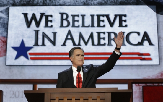 Romney accepts nomination, blasts Obama