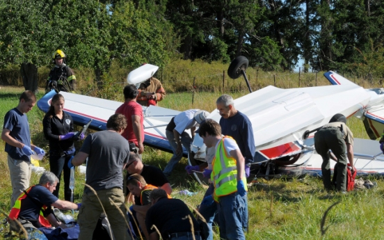 Author Richard Bach injured in U.S. plane crash