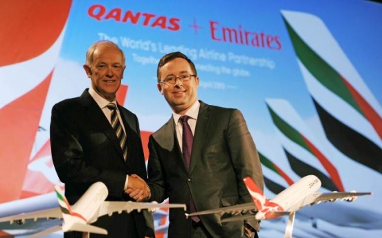 Embattled Qantas in major alliance with Emirates