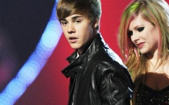 Bieber is distant cousin of Gosling, Lavigne