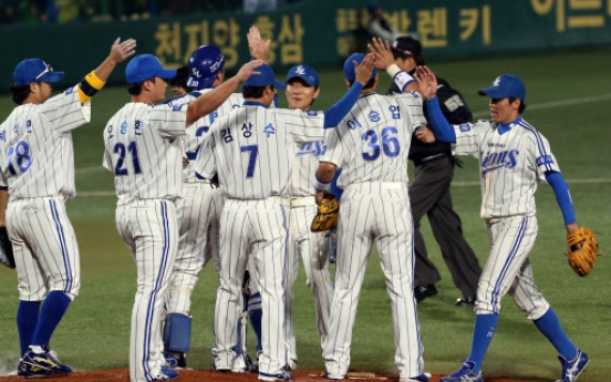Samsung Lions beat SK Wyverns to start Korean Series