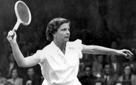 Margaret DuPont, U.S. tennis great, dies at 94