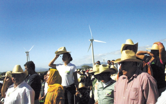 Indigenous vs. multinationals in Mexico wind power battle