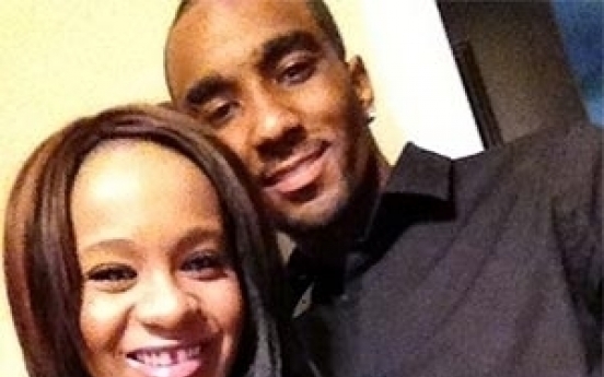 Bobbi Kristina breaks engagement