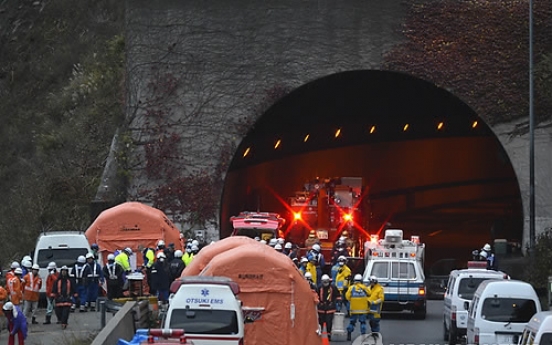 Nine dead in Japan tunnel collapse