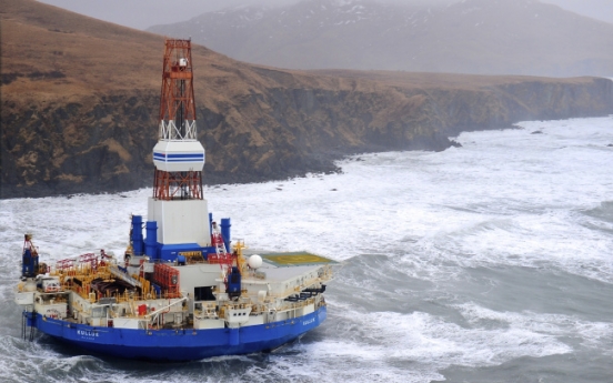 Critics say grounding shows Arctic drilling danger