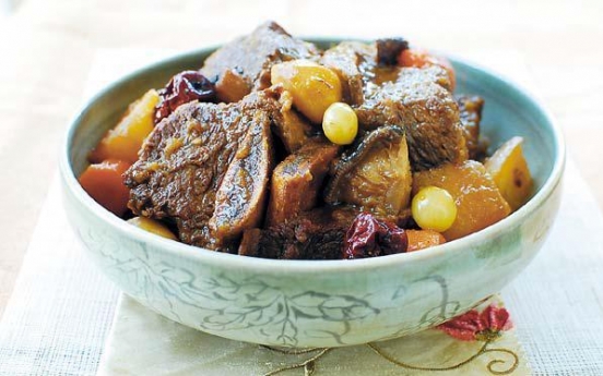 Galbijjim, (braised short ribs)