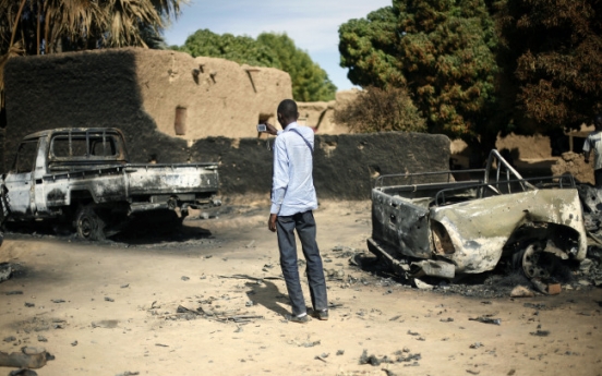 French seize control of 2 key Mali towns