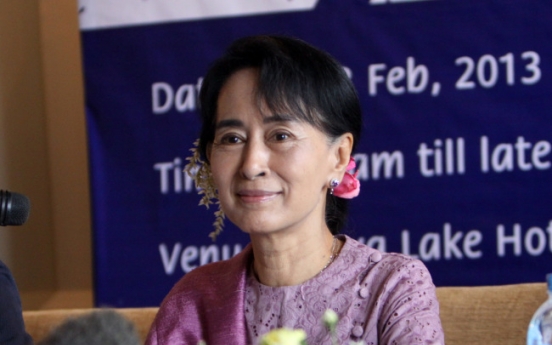 Suu Kyi to meet Park