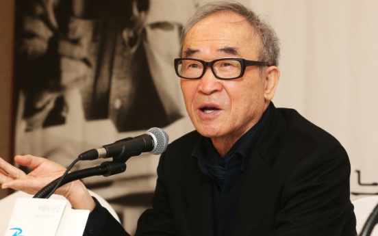 Poet Ko Un to travel Europe on lecture tour