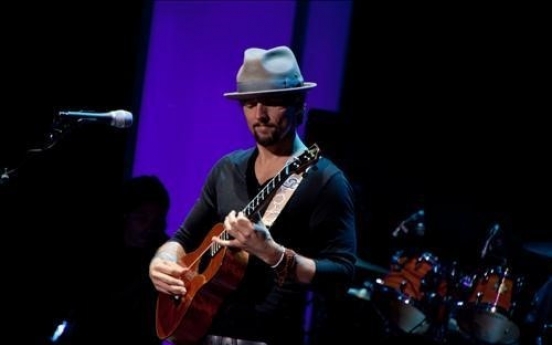 Jason Mraz visits Korea for another concert