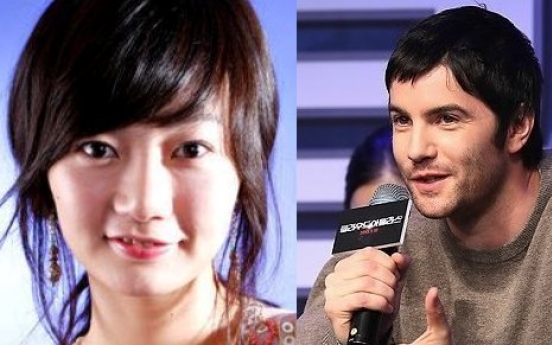 Bae Doo-na and Jim Sturgess rumored to be in a relationship