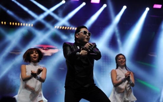 Psy likely to unveil new single at April Seoul show