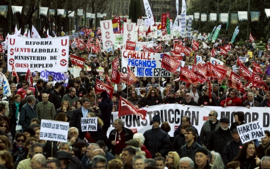 Large anti-austerity protests in Spain