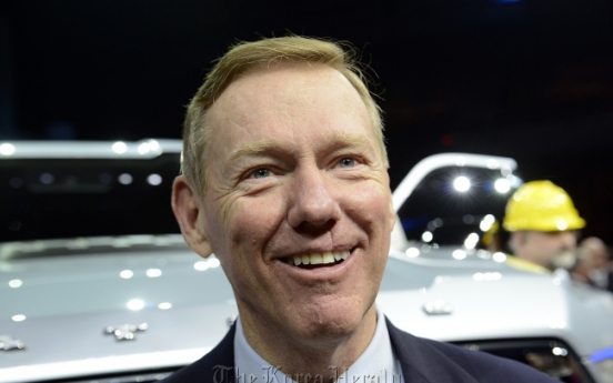 Ford cuts pay for CEO after falling short of targets