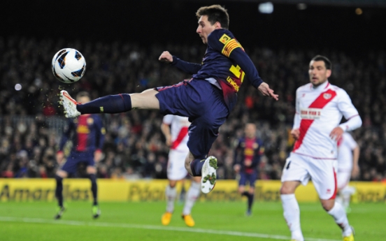 Messi, Barcelona rule soccer poll