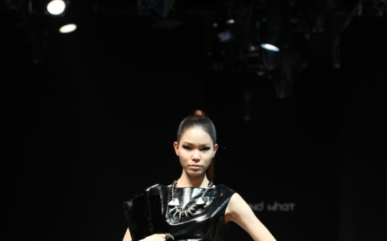 2013 춘계 서울 패션위크, 현대 여성상을 선보이다