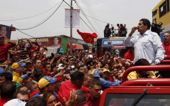 Rallies kick off Venezuelan campaign