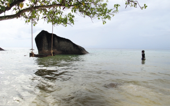 Fun in the sun on the Khao Lak coast