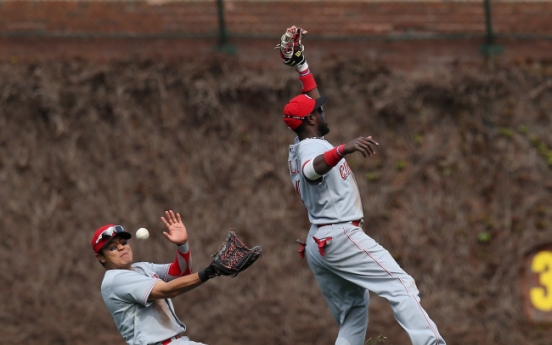 Cain gets better of Ryu as Giants sweep Dodgers