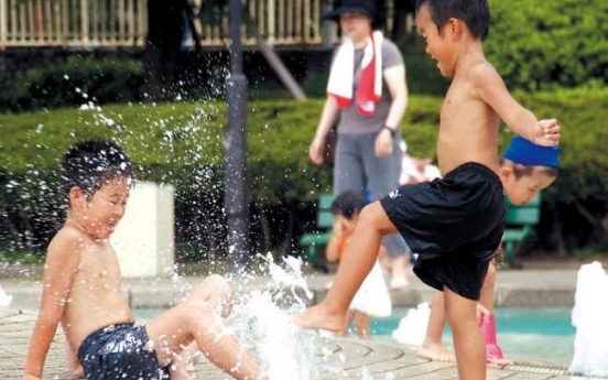 Graying Japan complains of children’s noise