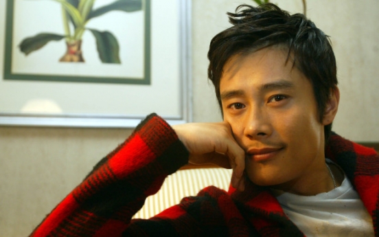 Lee Byung-hun, Jeon Do-yeon to star in ‘Hyeopnyeo’