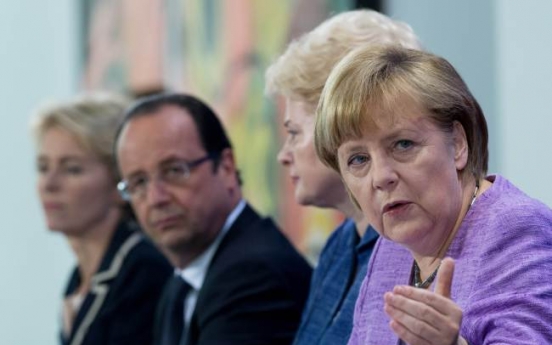 Merkel hosts European youth jobs summit