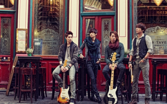 CNBLUE’s new single hits No. 1 on presale charts