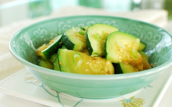 Hobak bokkeum (stir-fried zucchini)