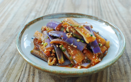 Gaji namul (steamed eggplant side dish)