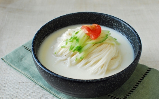 Kongguksu  (chilled soy milk noodle soup)