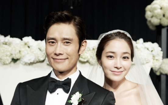 [Photo News] As groom, Lee says beginning second chapter of his life