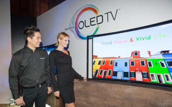 Samsung launches curved OLED TVs in U.S.