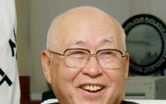 Former Korean Red Cross chief dies