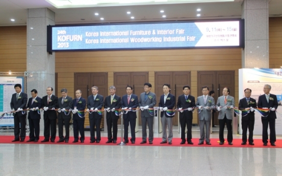 Southeast ASEAN ambassadors kick off furniture fair