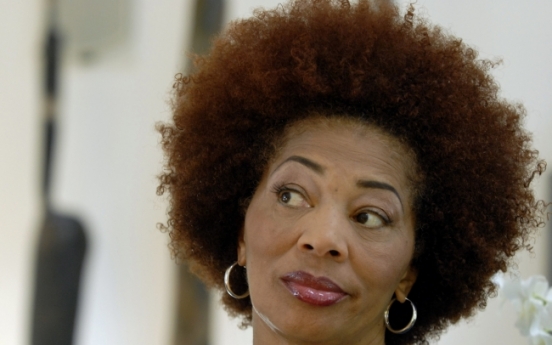 Terry McMillan returns with ‘Who Asked You?’